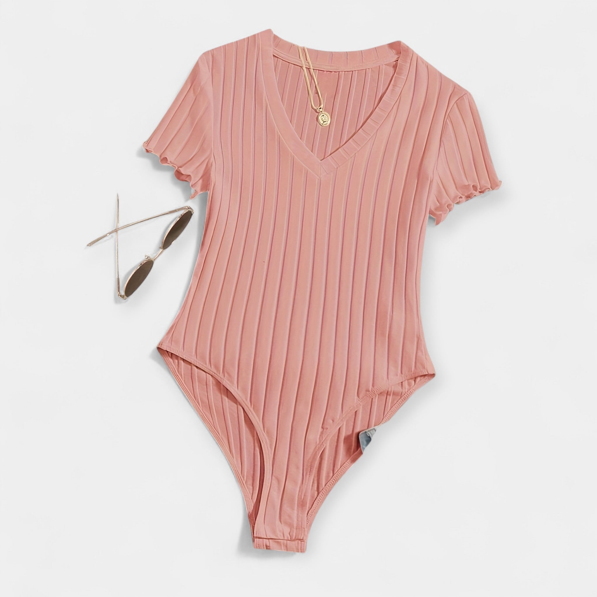 Body cu detalii tubulare