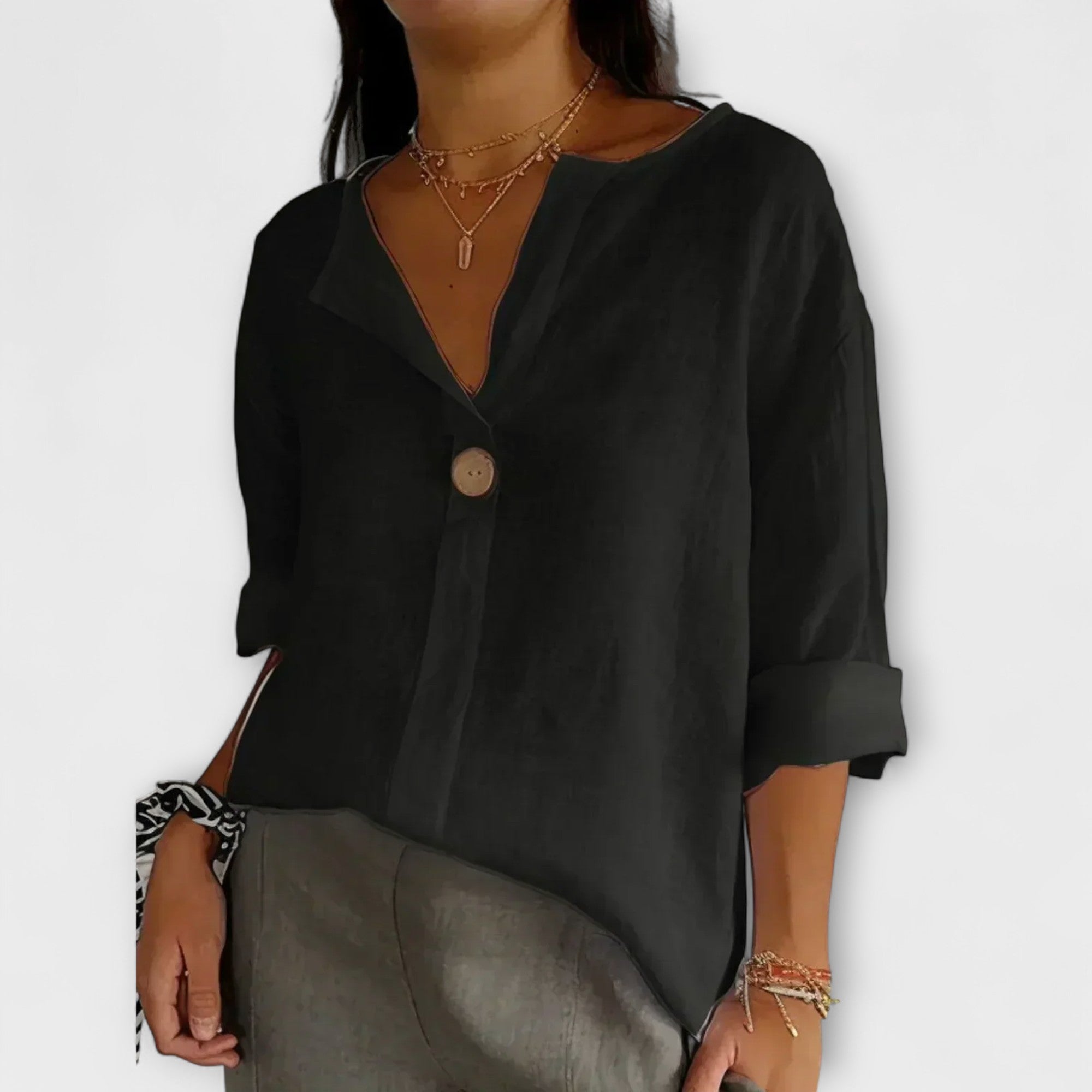 Nicole – Stylish V-Neck Blouse