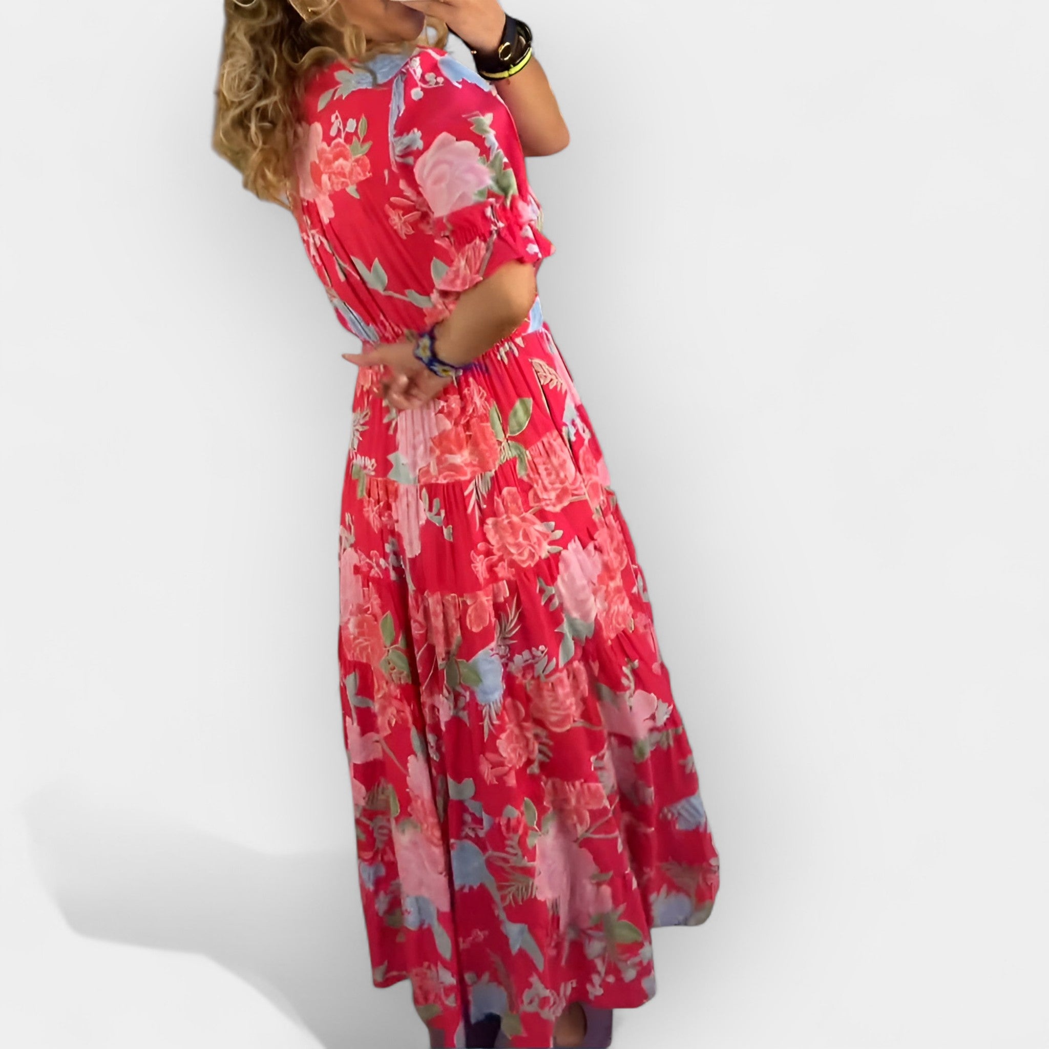 Rochie lejeră cu buzunar și imprimeu floral