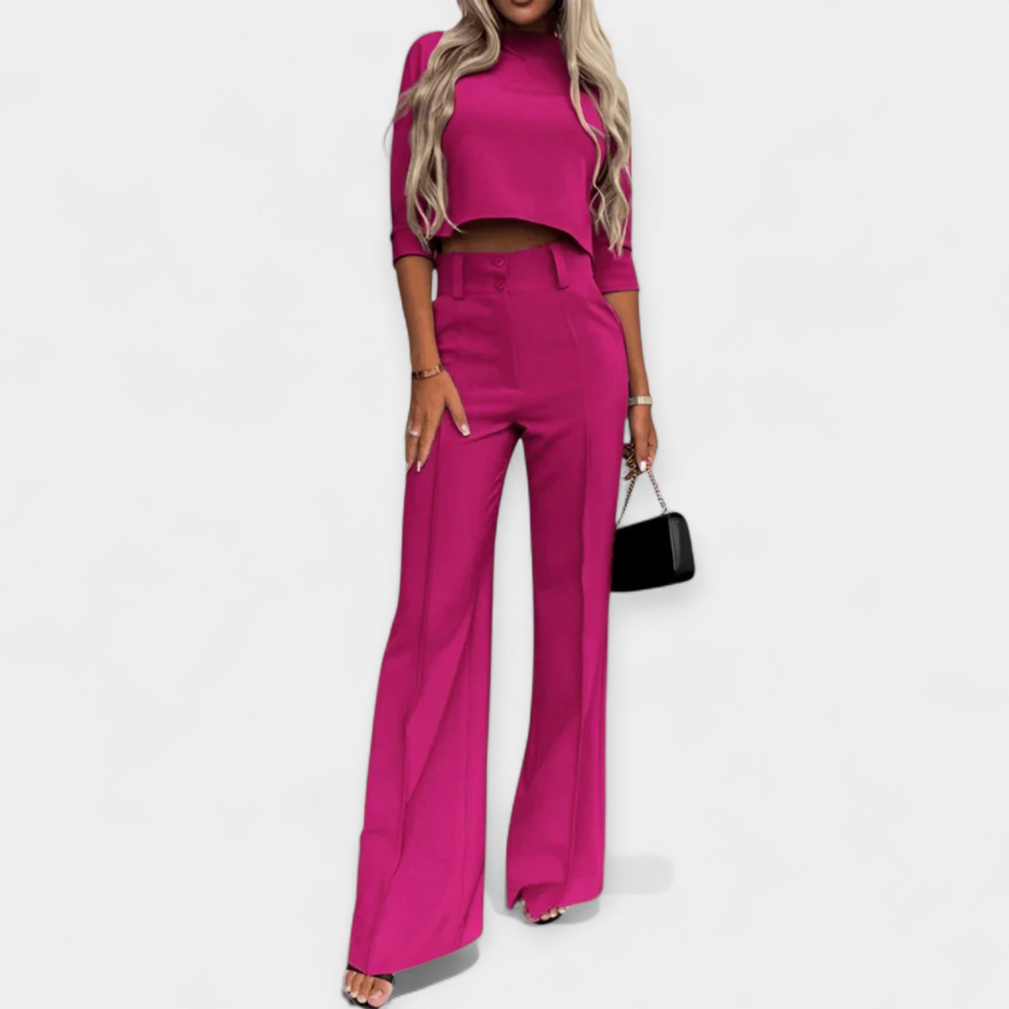 Set cu crop top și pantaloni largi