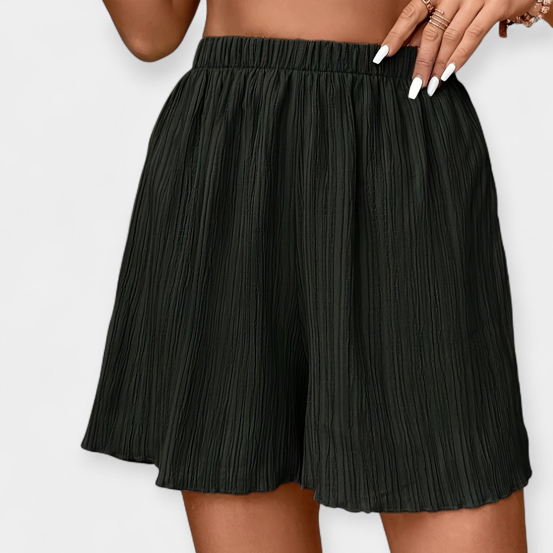Pantaloni Scurți Eleganți cu Pliseuri pentru Femei
