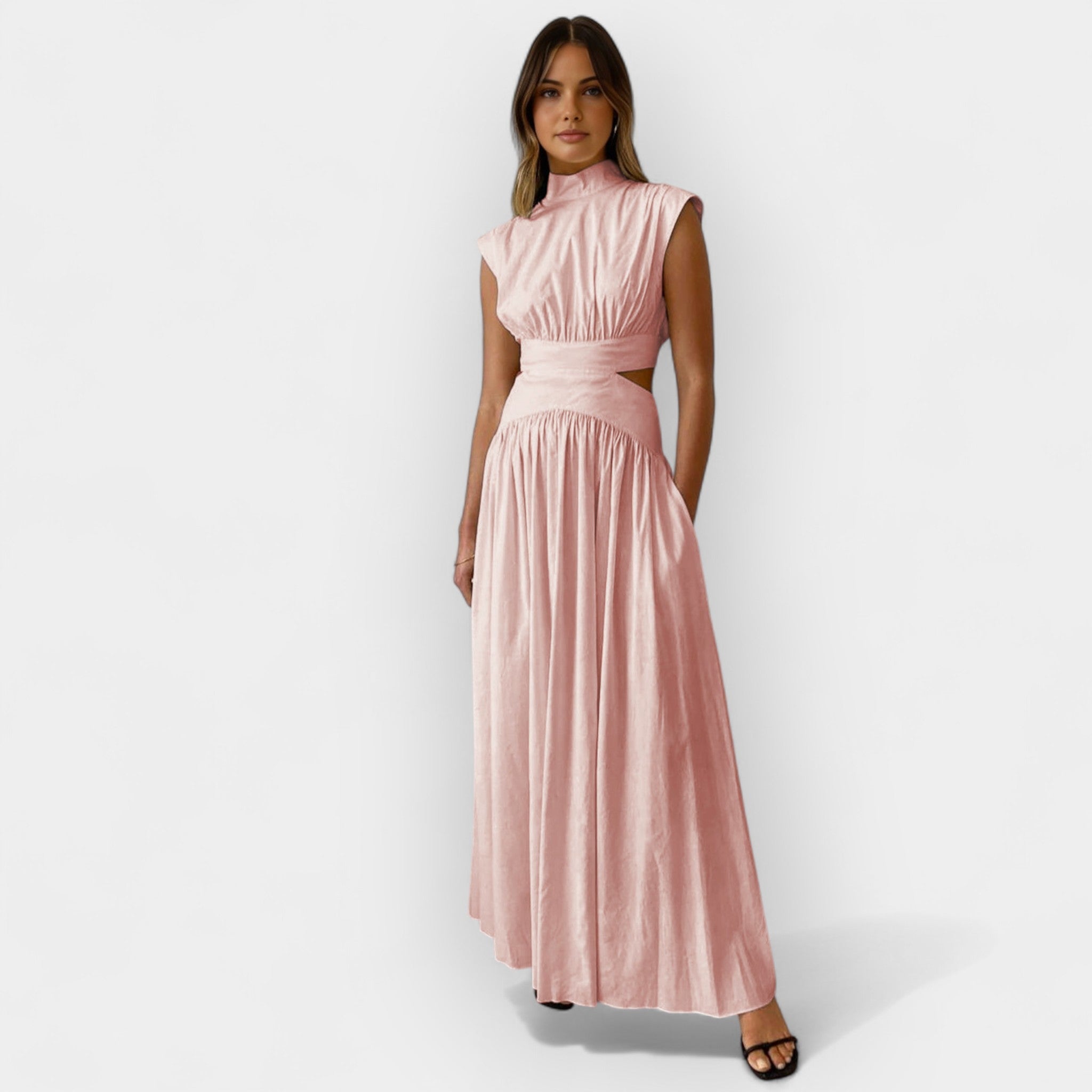 Rochie elegantă cu decupaje