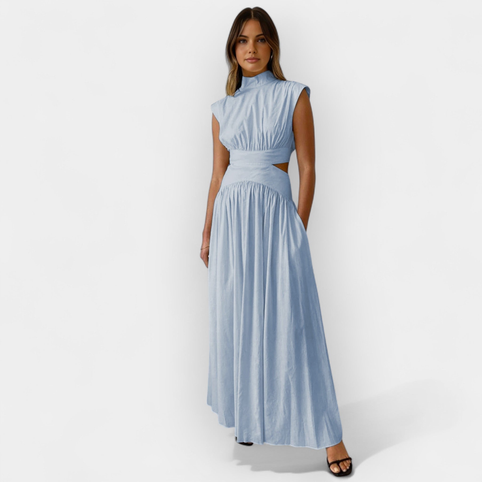 Rochie elegantă cu decupaje