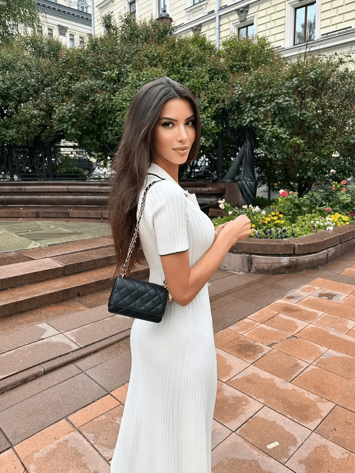 Knit Maxi Dress with Short Sleeves