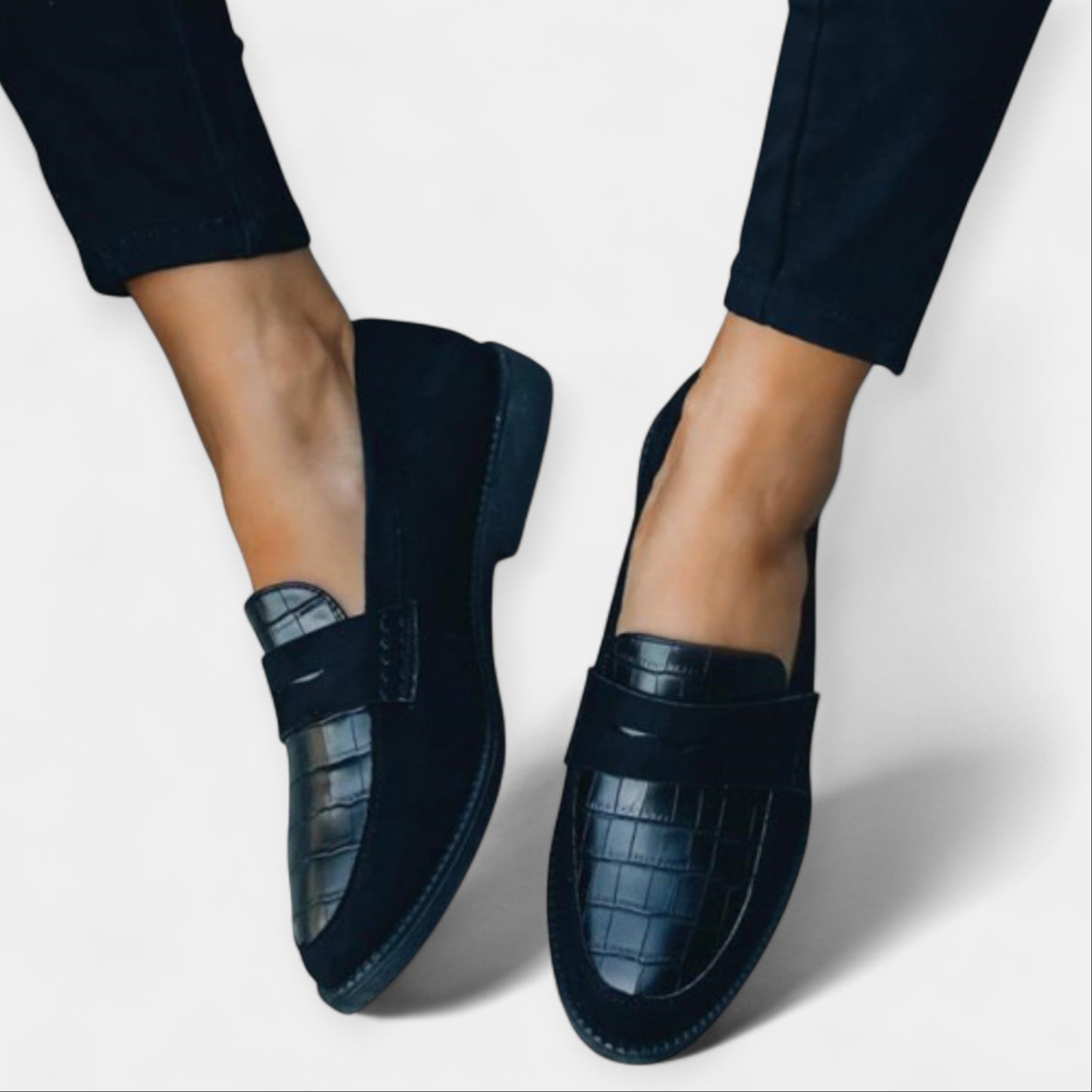 Loafers eleganți și atemporali