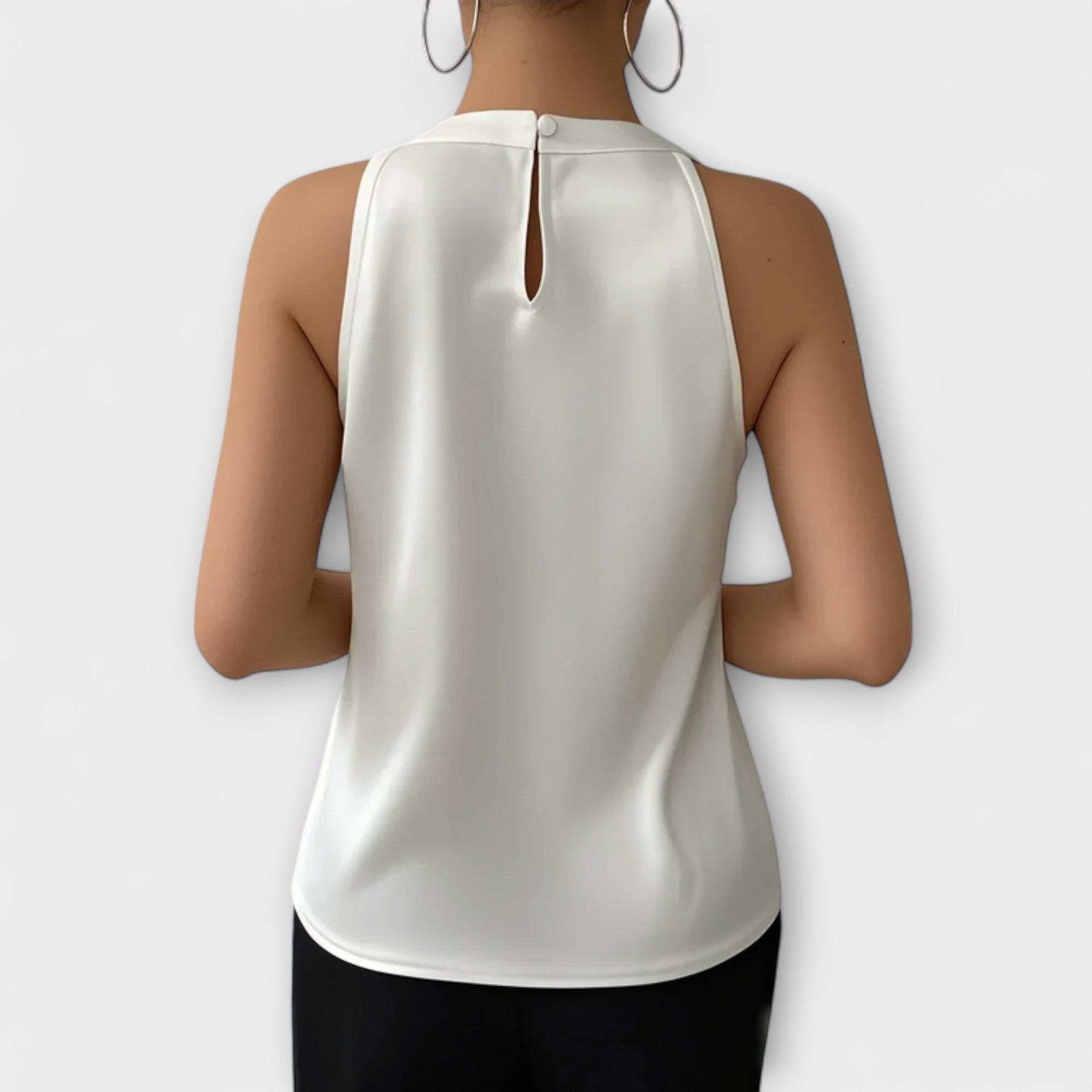 Skye - Šik saténová blúzka s off-shoulder dizajnom