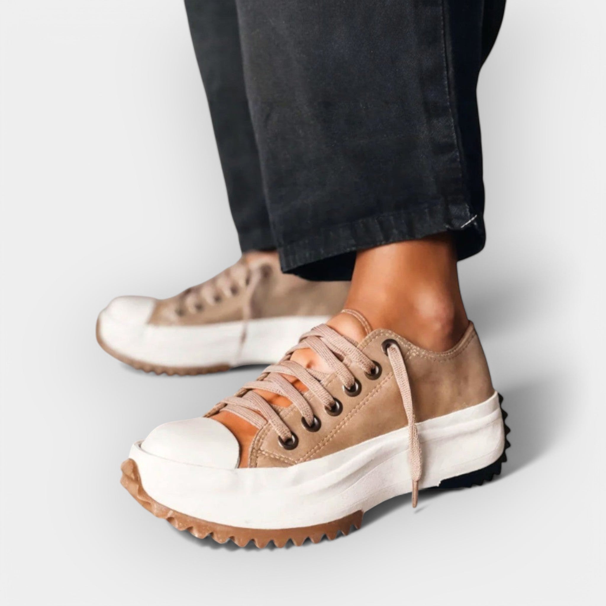 Adidași sport moderni cu talpă groasă