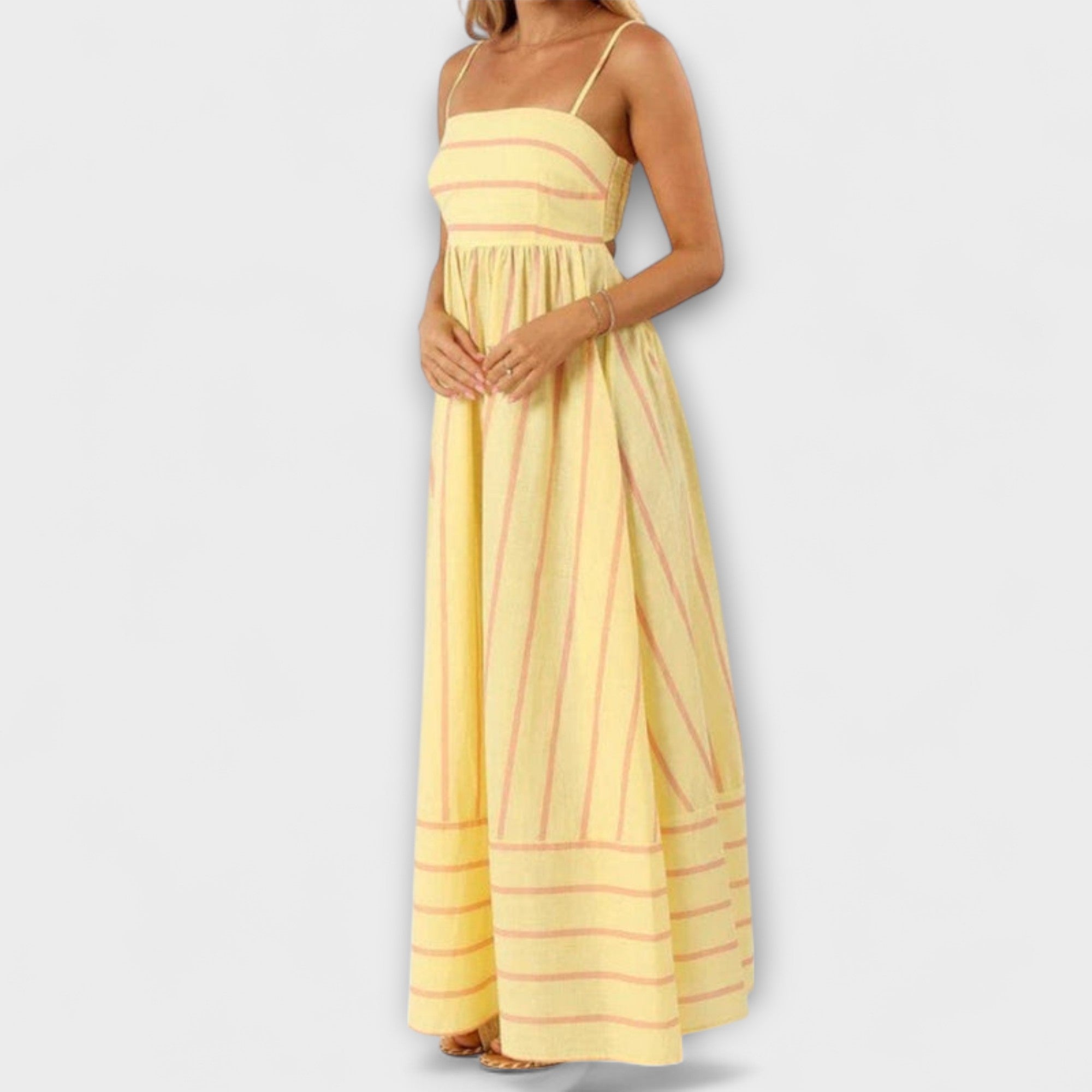 Svea – Bare Bloom Maxi Dress