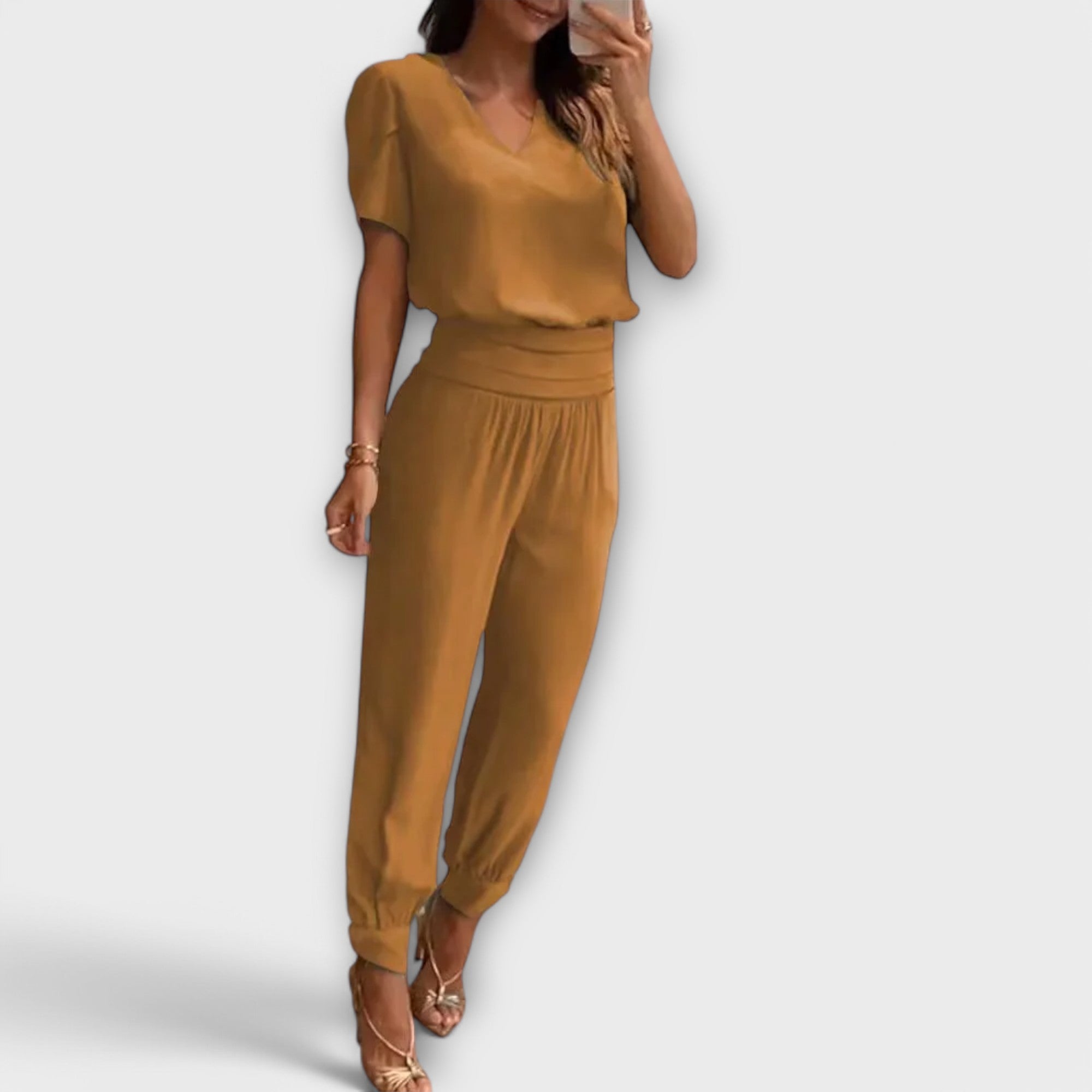 Elegant Set with Top and Pants