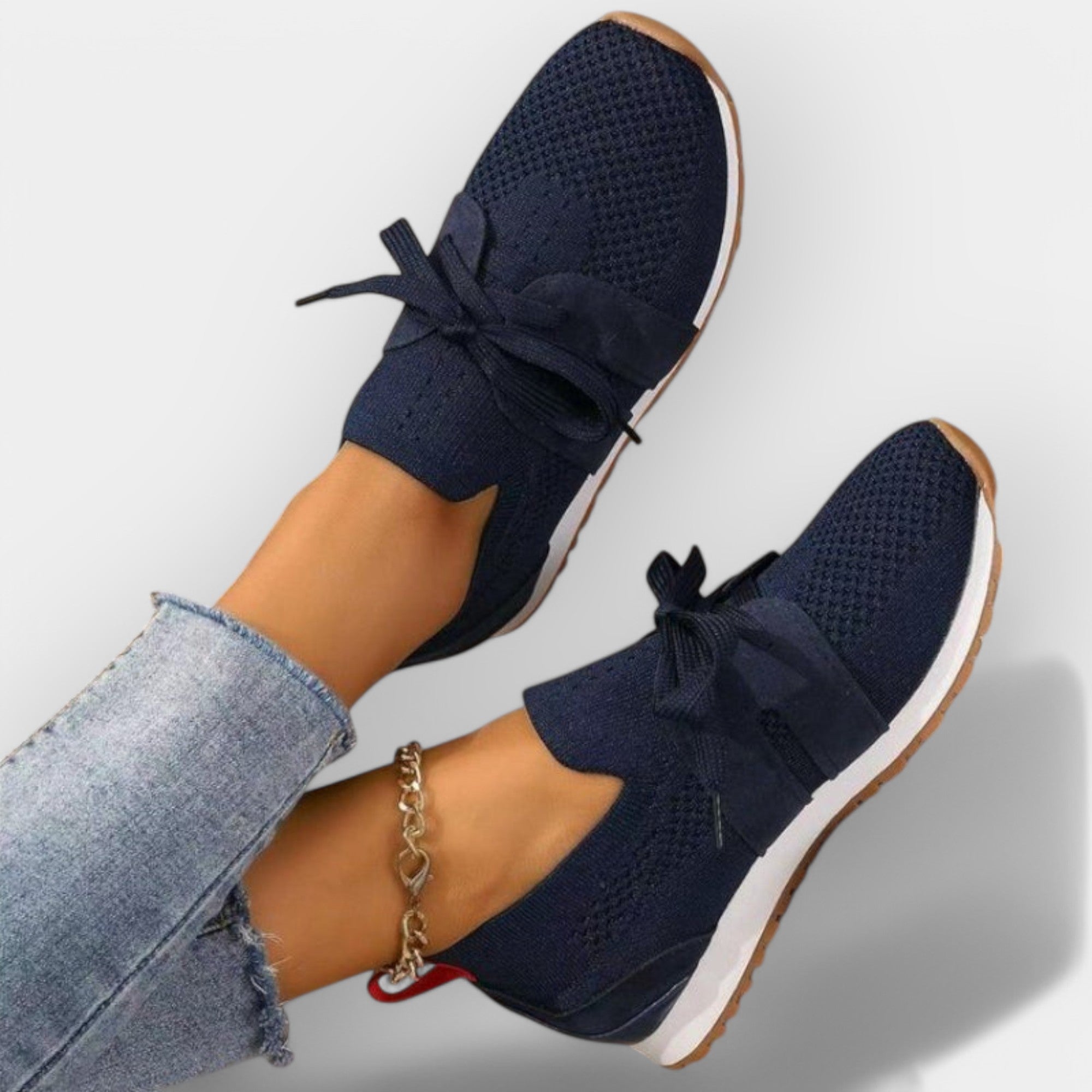 Pantofi sport cu material respirabil