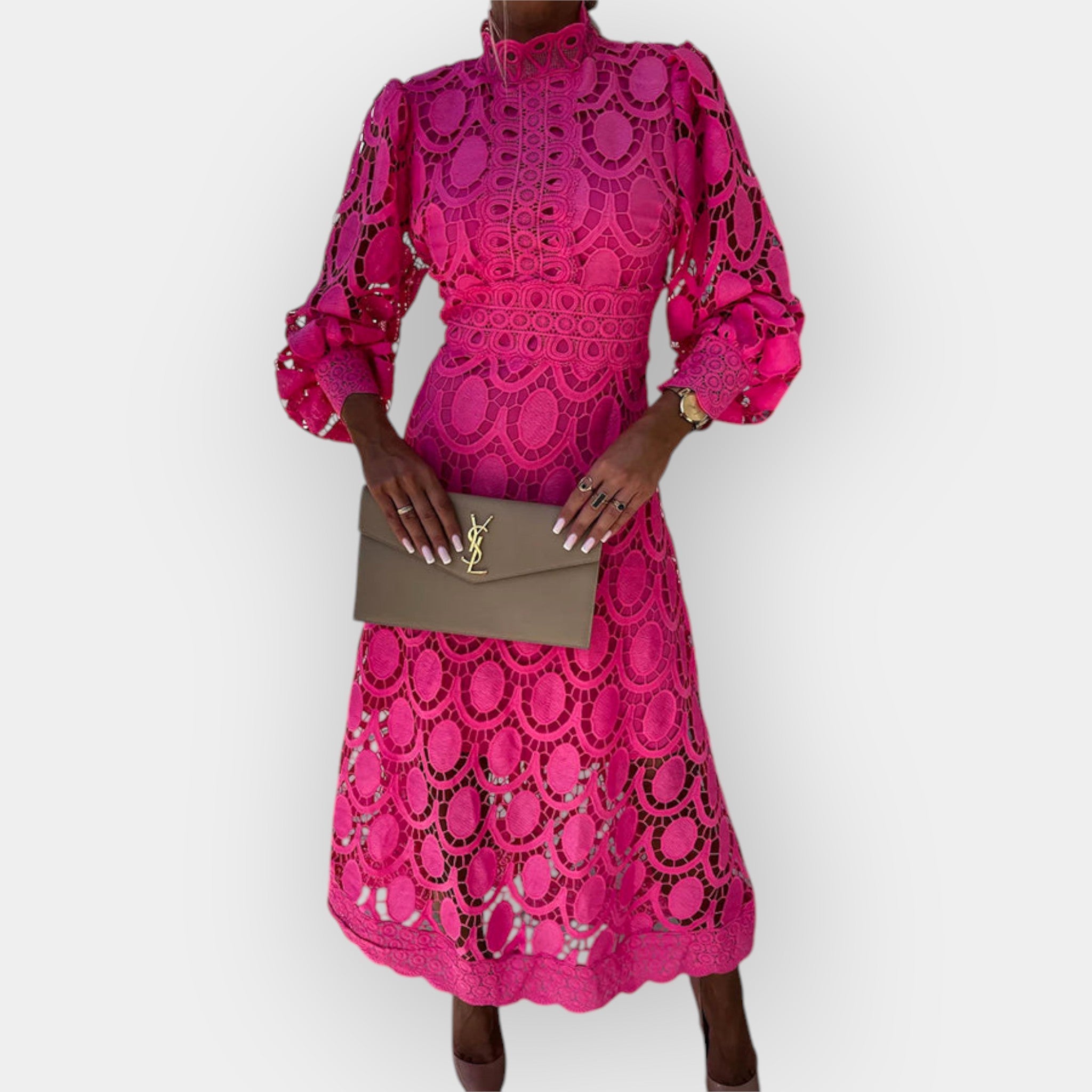 Rochie delicată cu dantelă