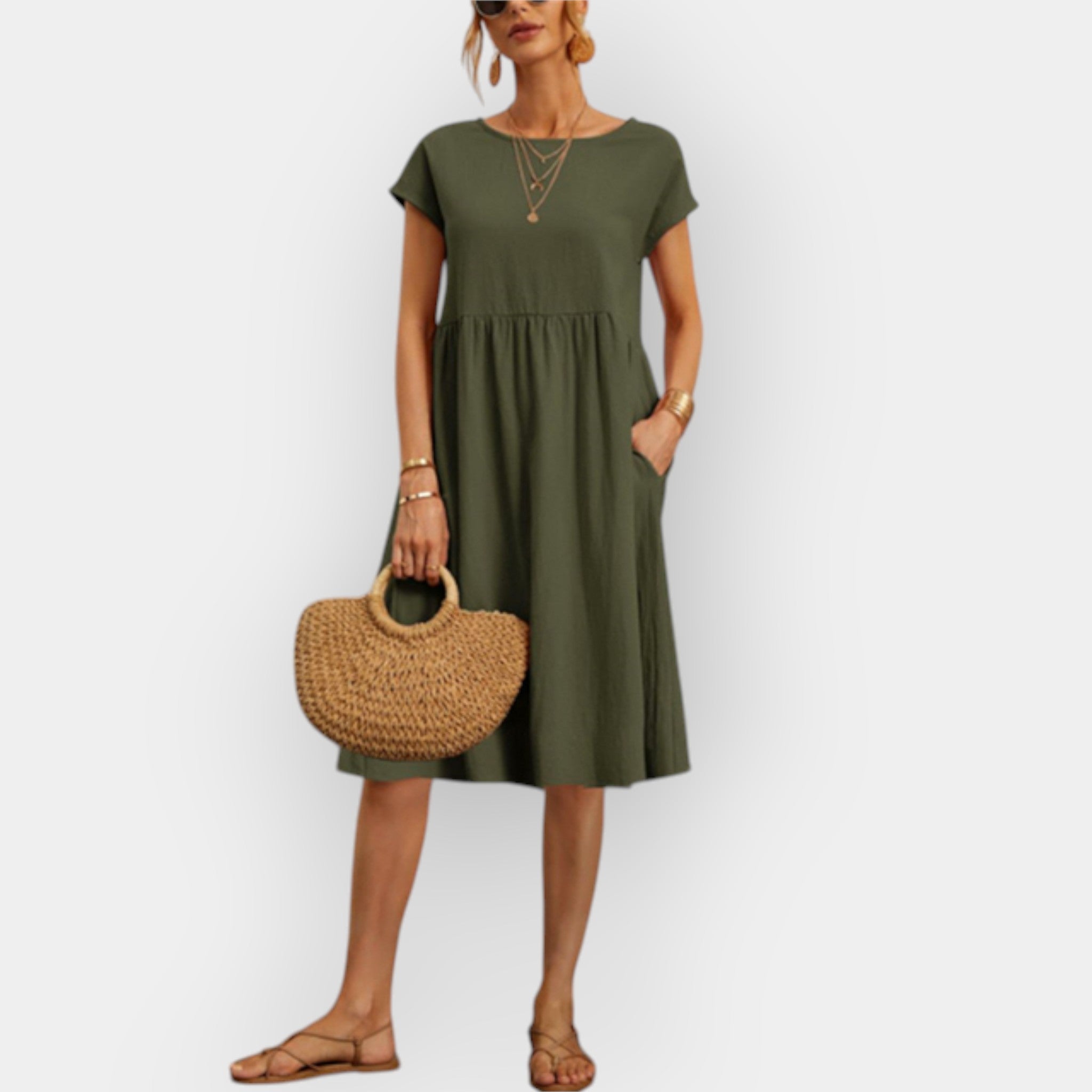 Rochie midi lejeră și versatilă