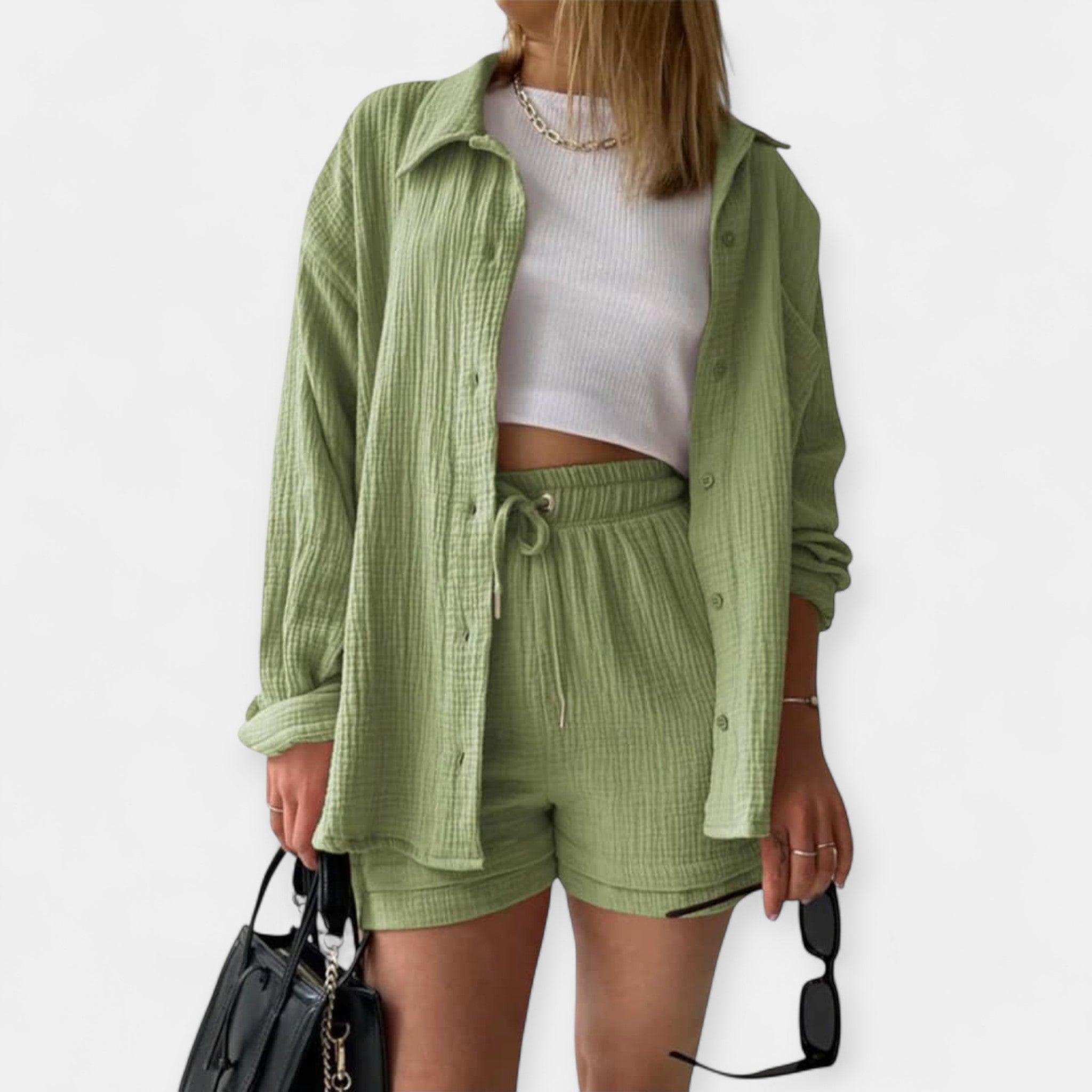 Set de vară în două culori – top și pantaloni scurți