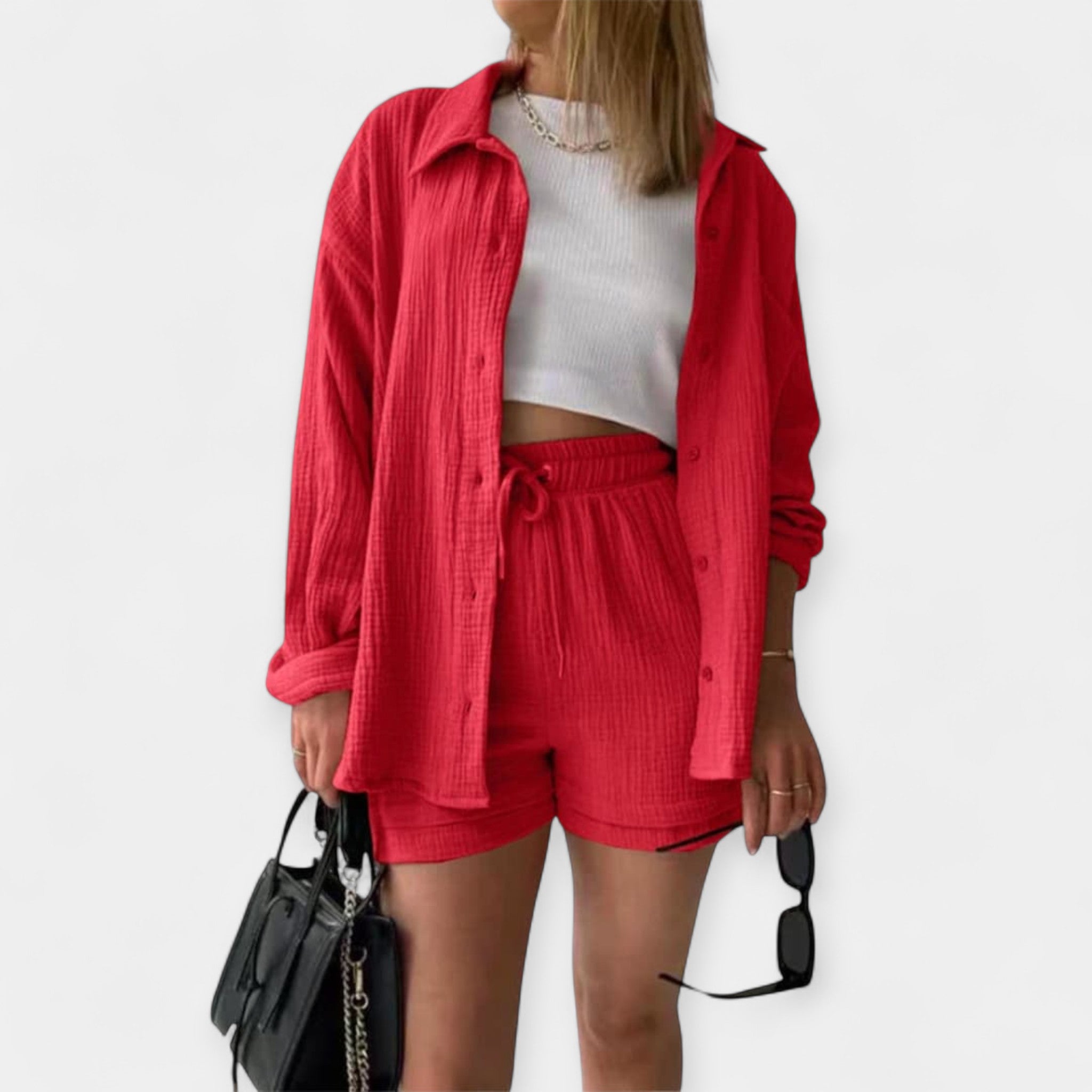 Set de vară în două culori – top și pantaloni scurți