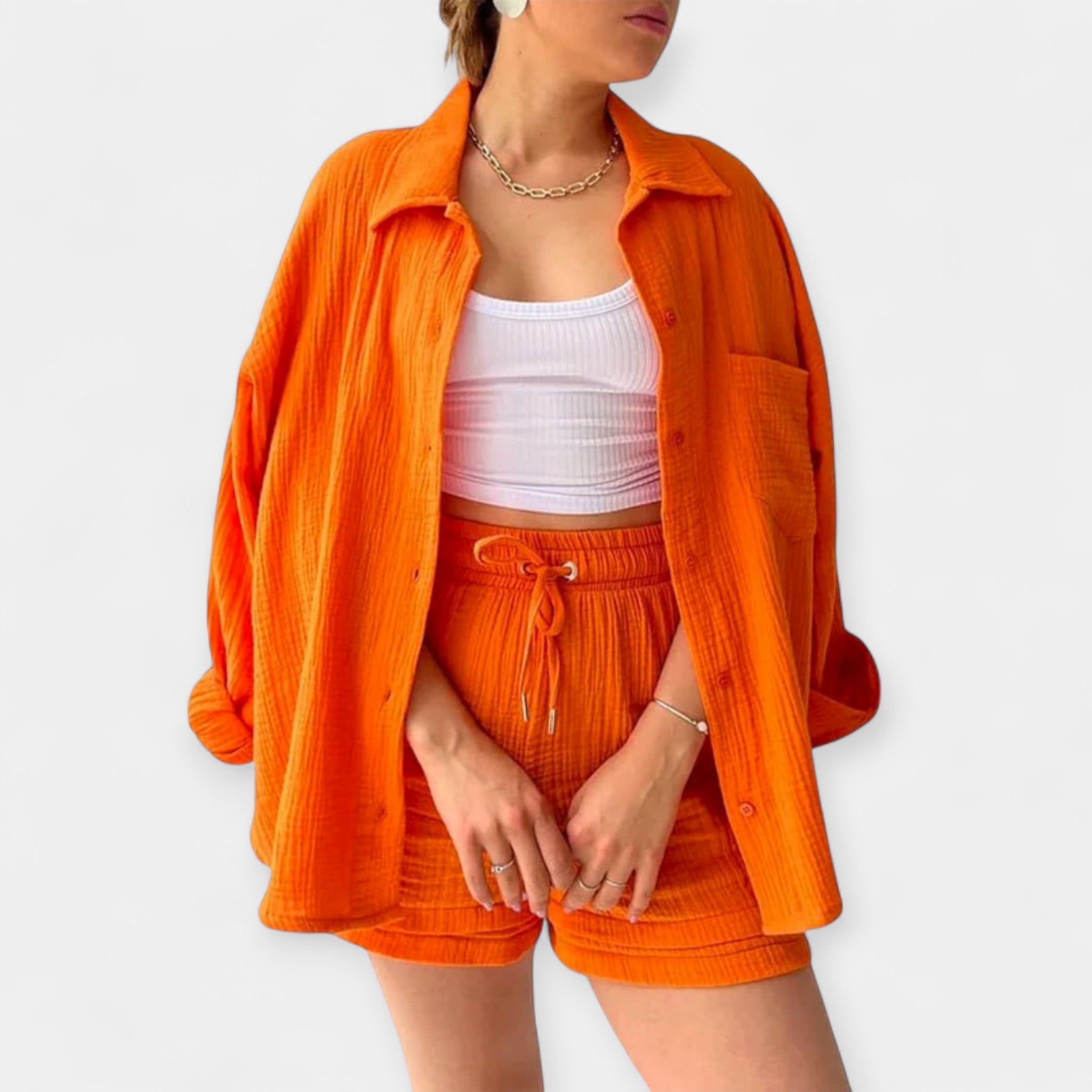 Set de vară în două culori – top și pantaloni scurți