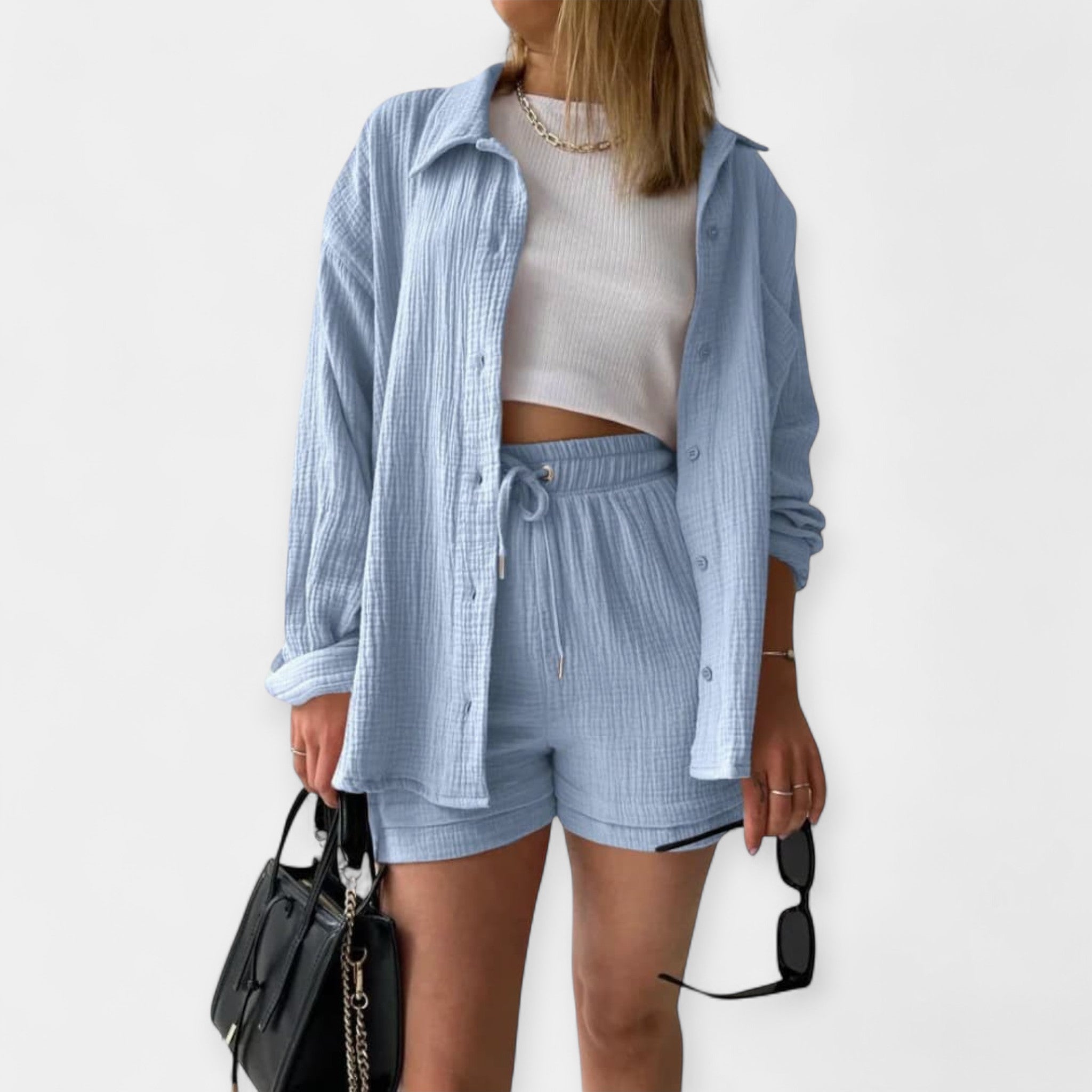 Set de vară în două culori – top și pantaloni scurți
