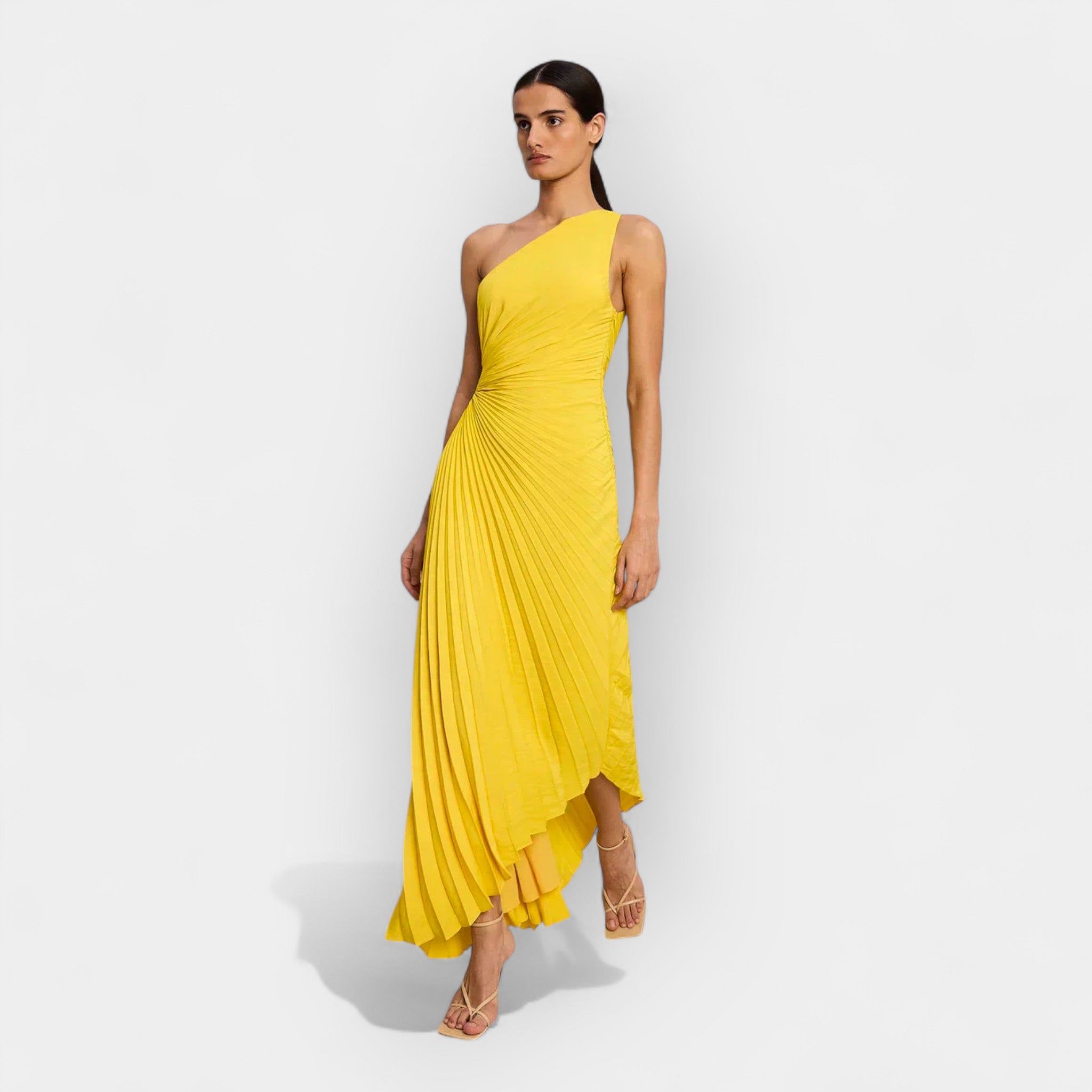Rochie midi plisată cu un umăr – elegantă și rafinată