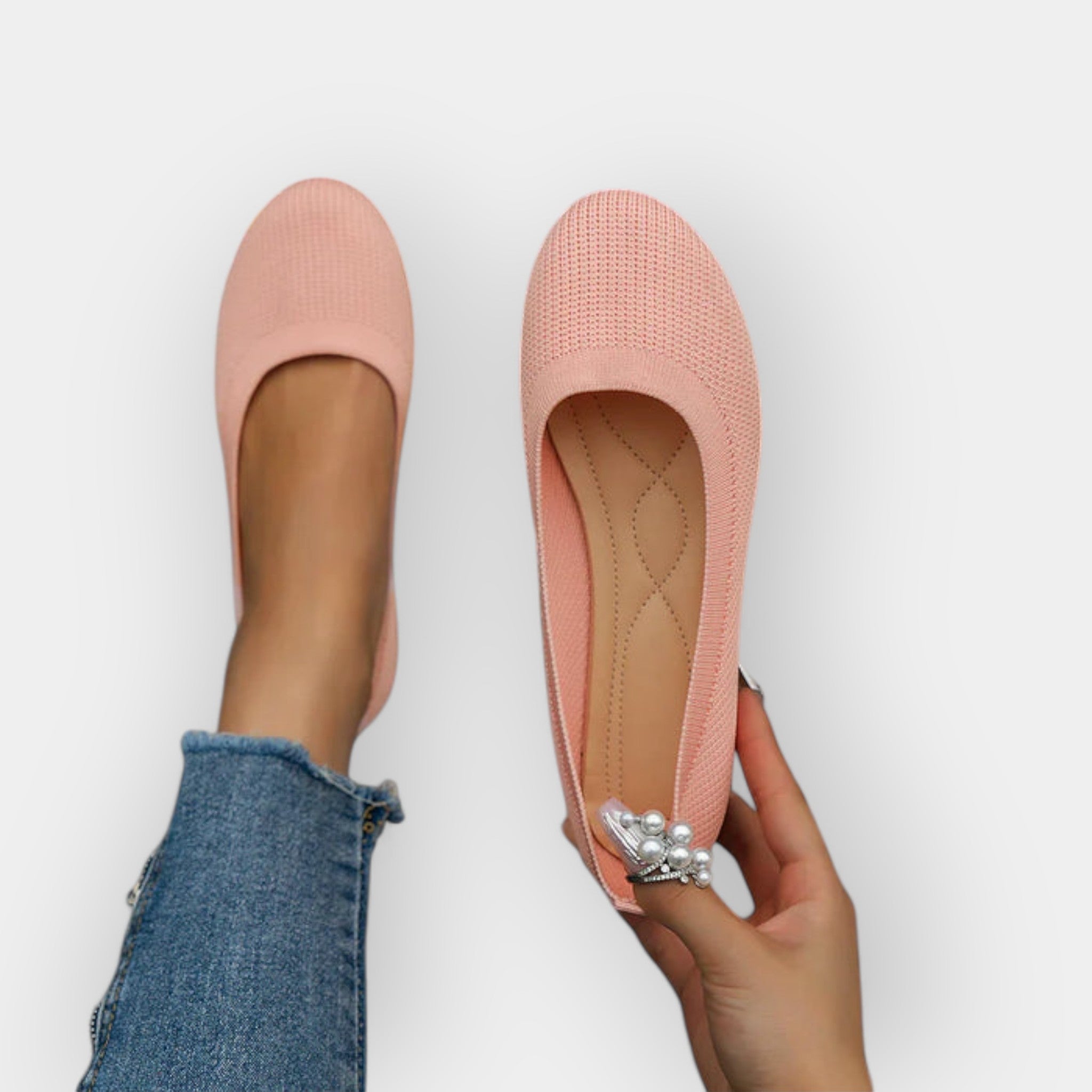 Sandale simple cu stil discret