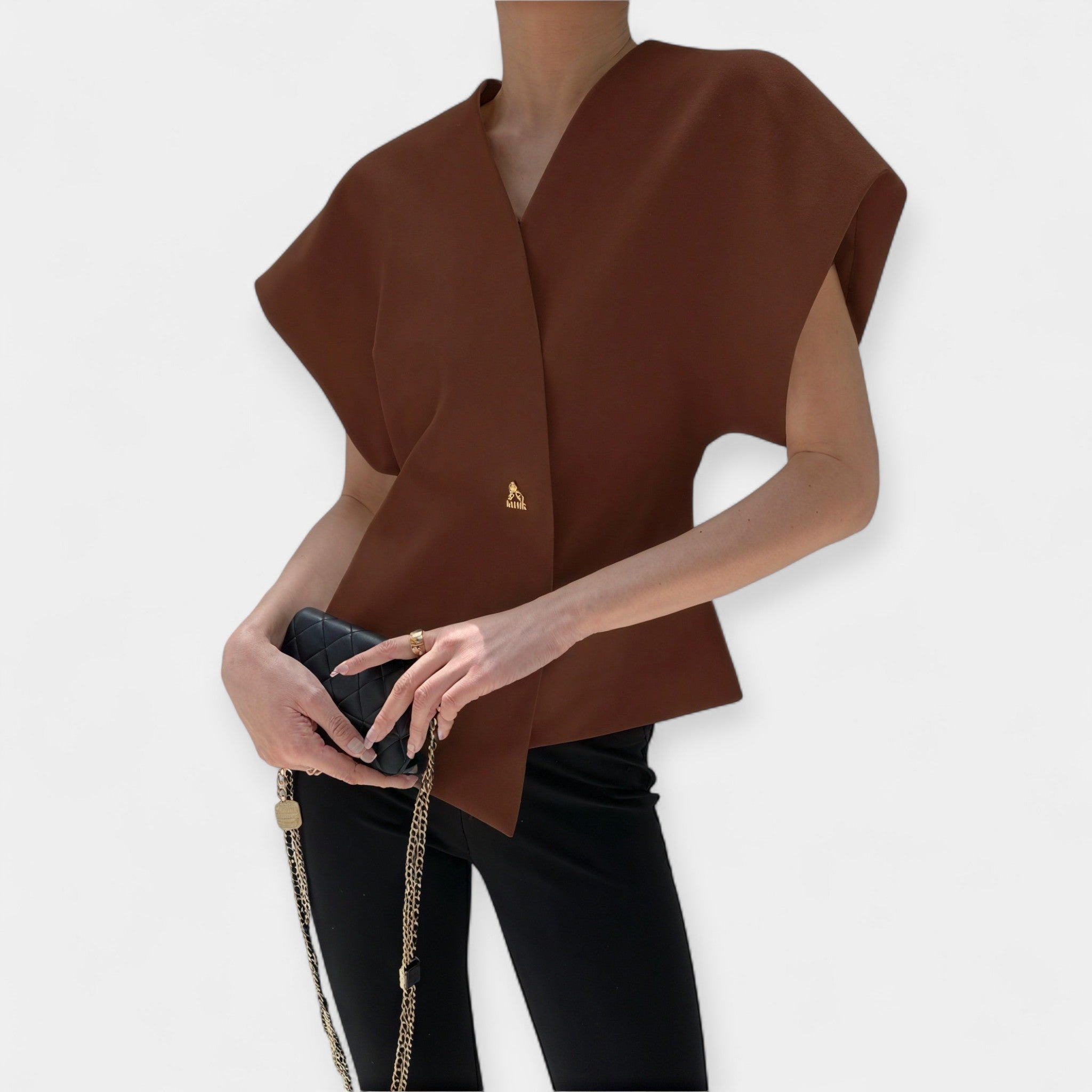 Top elegant cu design minimalist