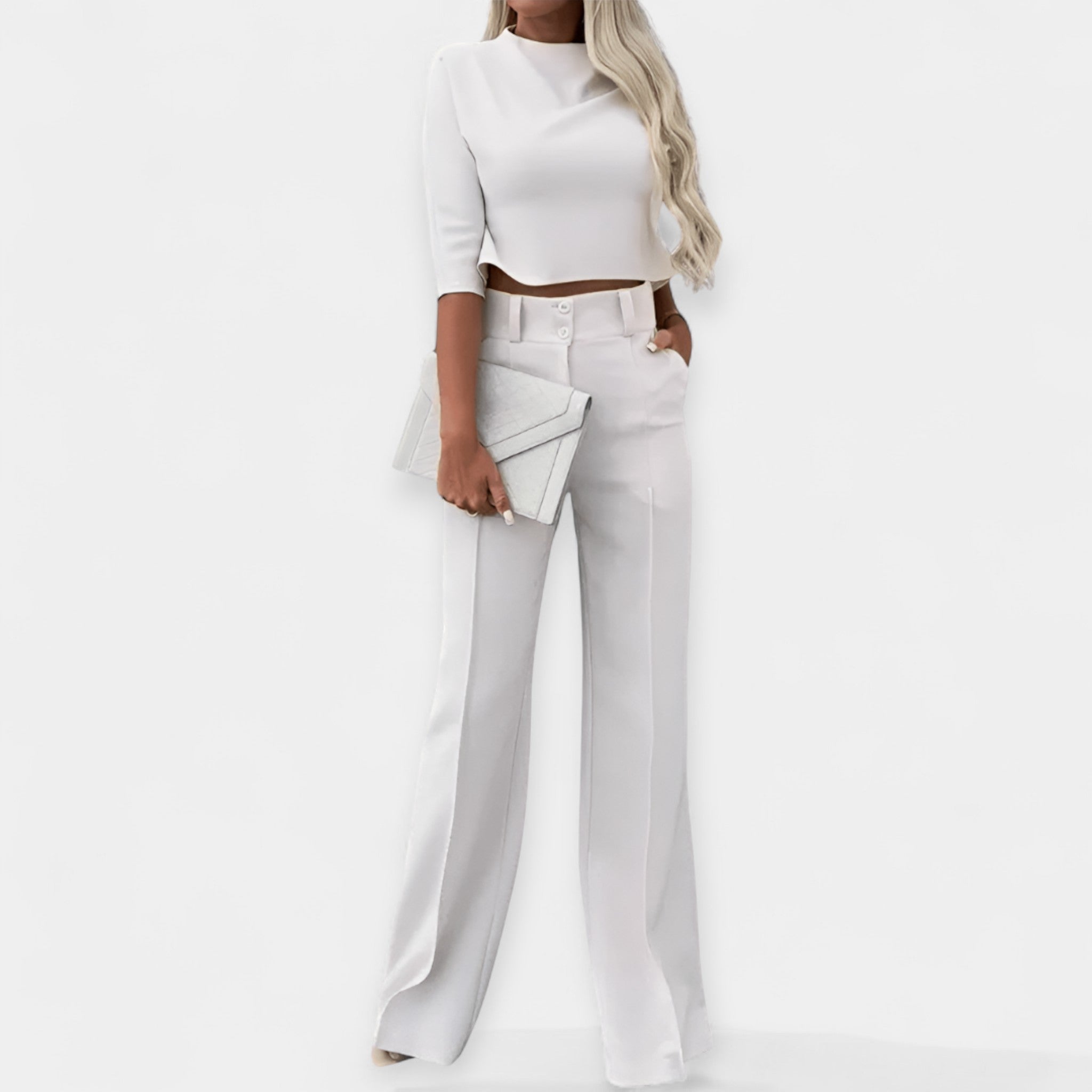 Set cu crop top și pantaloni largi