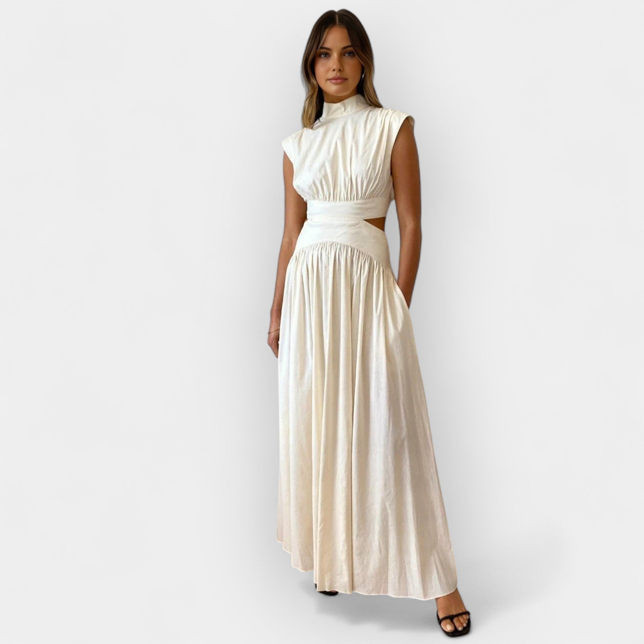 Rochie elegantă cu decupaje