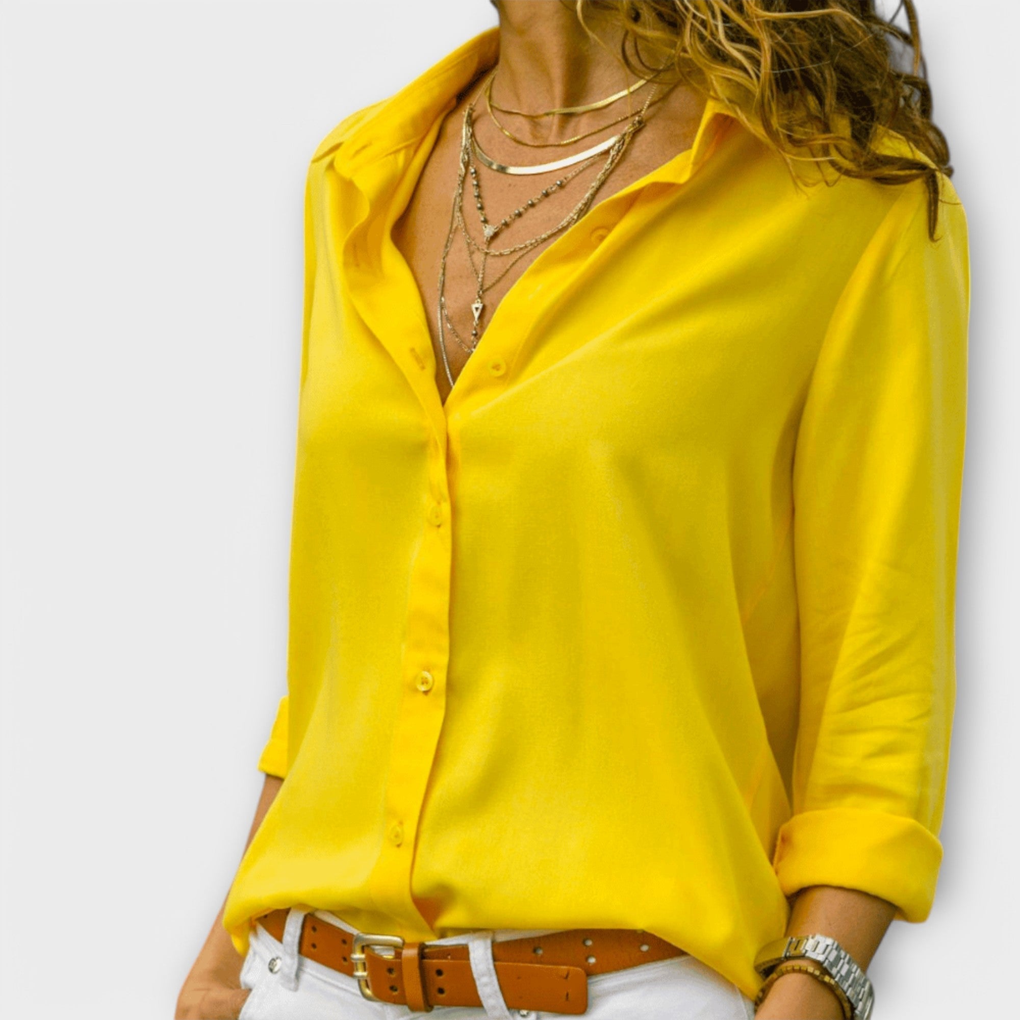 Mona – Perfect Women’s Shirt
