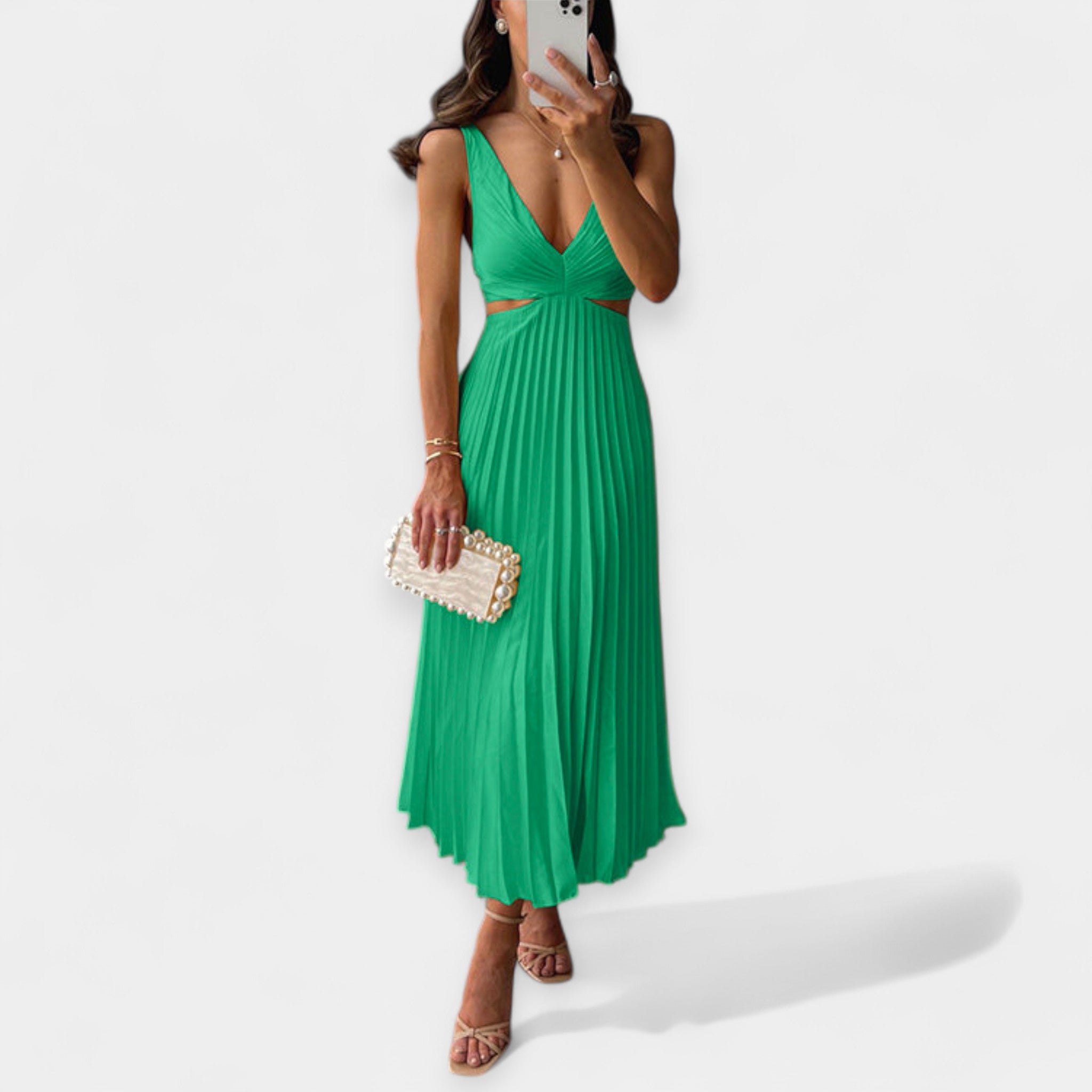 Rochie plisată lungă și vaporoasă