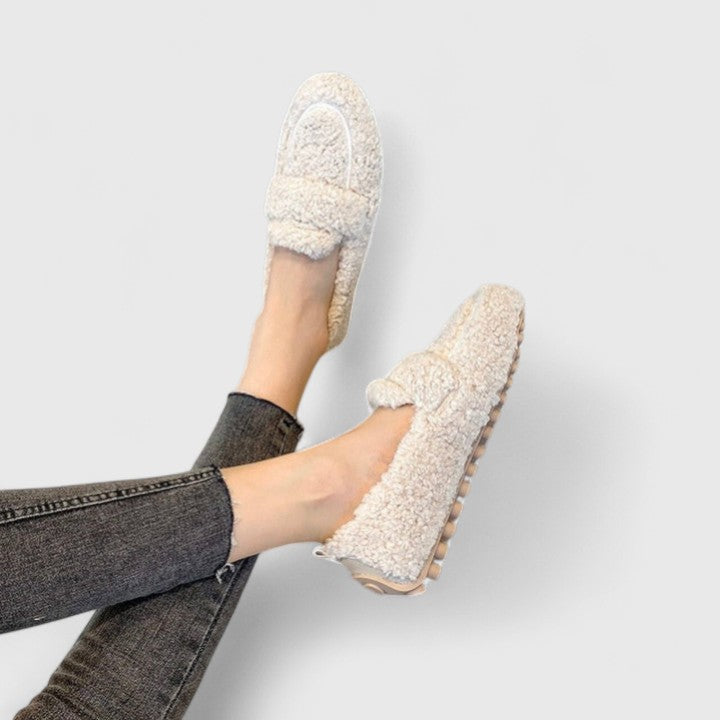 Lucia – Warm and Comfortable Loafers