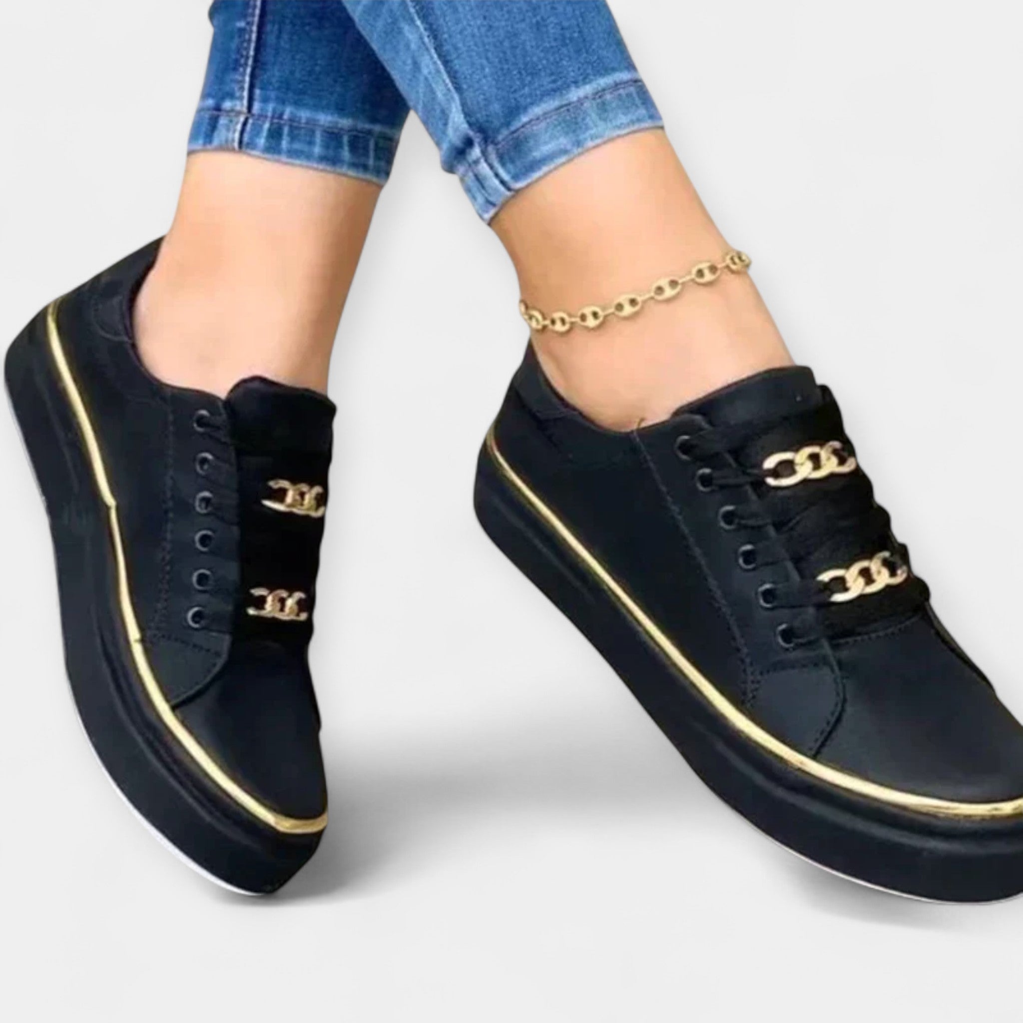 Pantofi casual cu detalii elegante