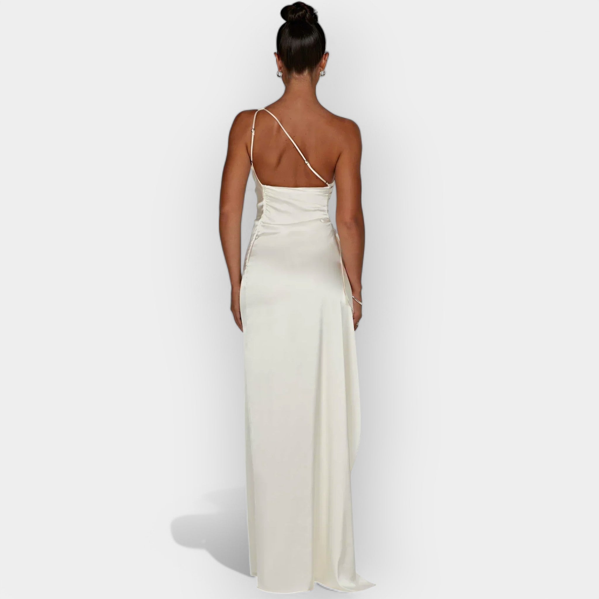 Rochie satinată rafinată