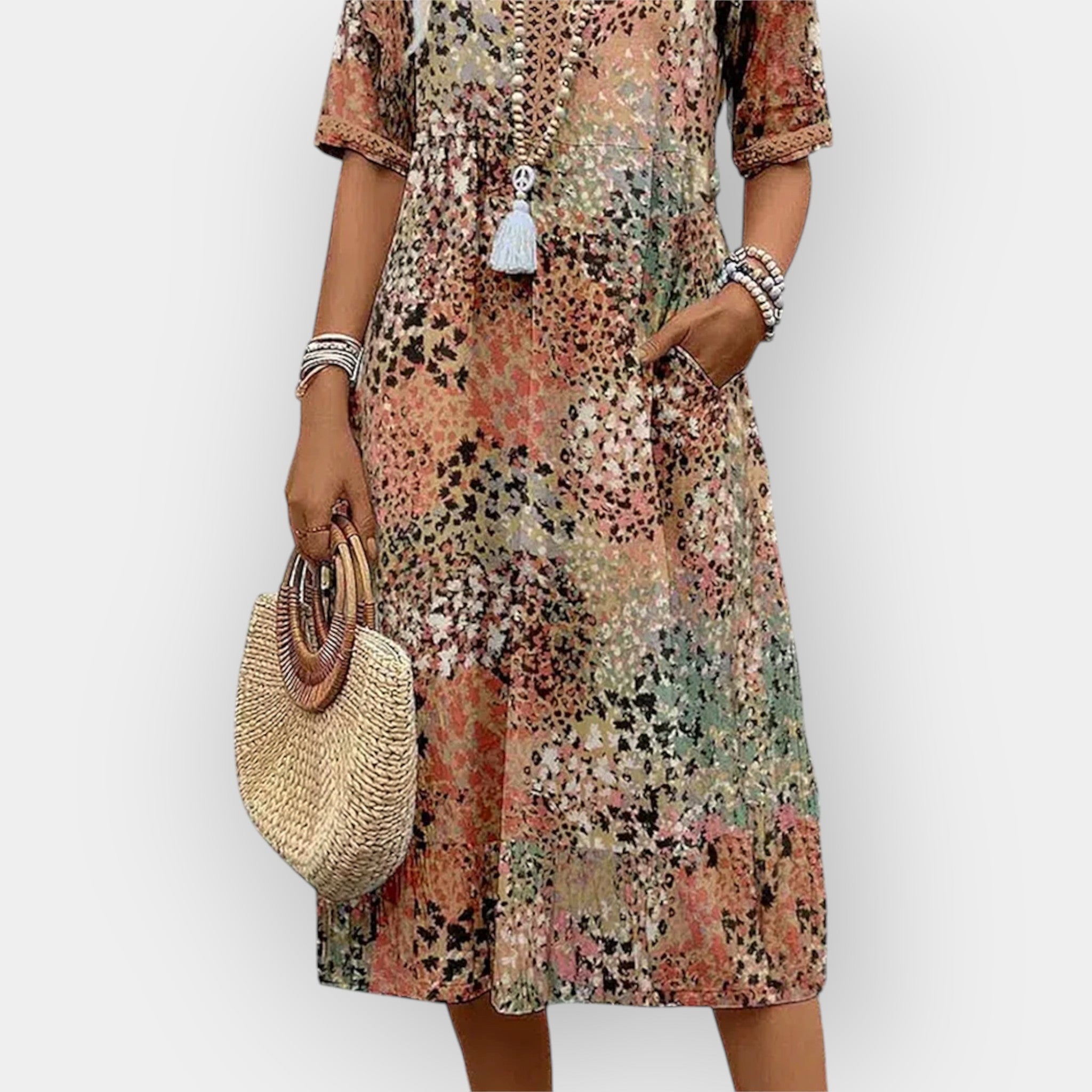 Rochie midi florală elegantă