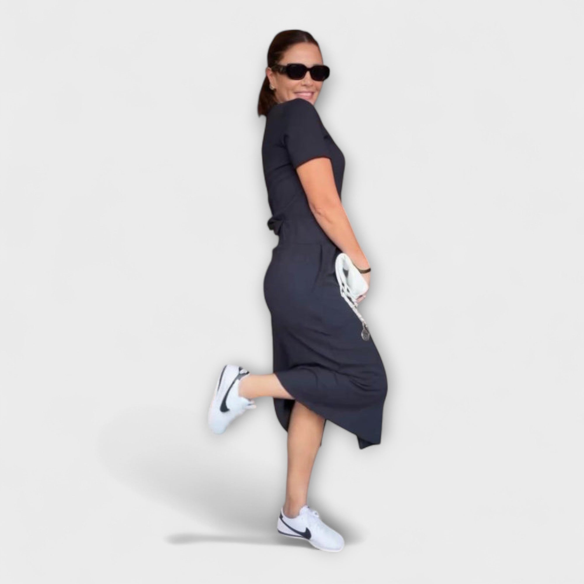 Danielle - Elegantný top s V-výstrihom a sukňou
